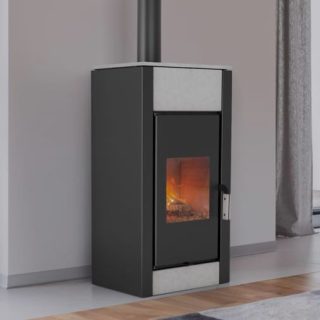 STUFA A LEGNA W STONE: ventilata, Lama d’aria per pulizia vetro, Uscita fumi superiore Ø 130 mm ,Ampio cassetto cenere ,Camera di combustione in vermiculite ,Dettagli e maniglia in pietra ,serpentina ,2 ventilatori inclusi escludibili per funzione in convenzione naturale ,Aria primaria regolabile per la combustione, Aria secondaria regolabile per la pulizia del vetro, Aria terziaria per ridurre le emissioni